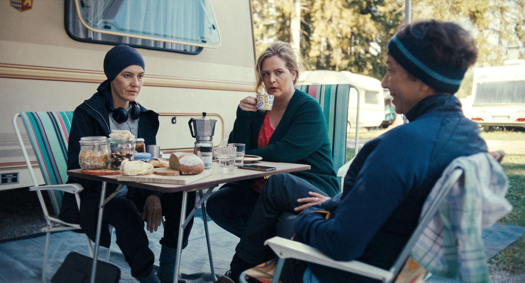 3 ALTWEIBERSOMMERFilm AG 1