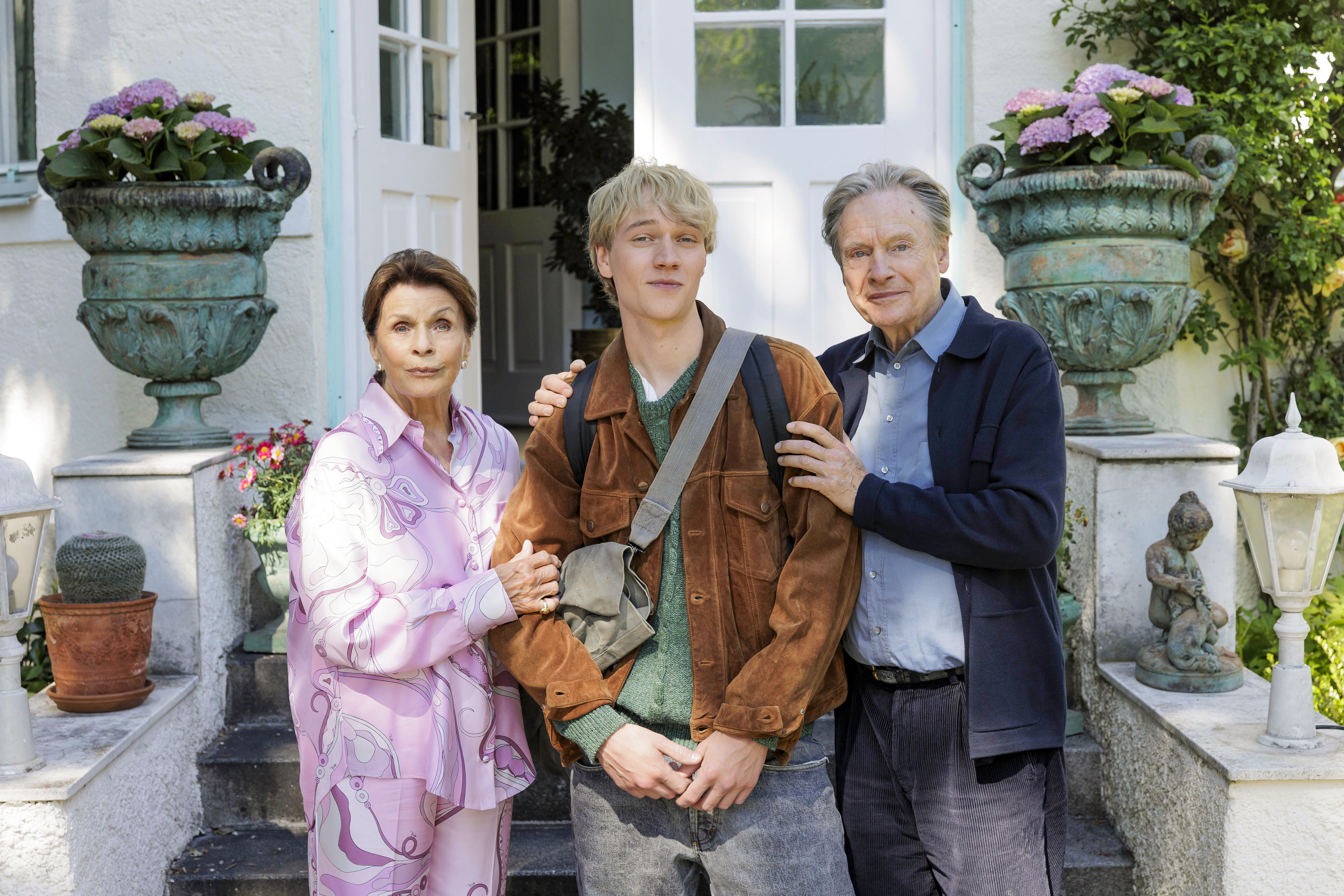 GER ACH DIESE LUECKE Still Adobe RGB 30